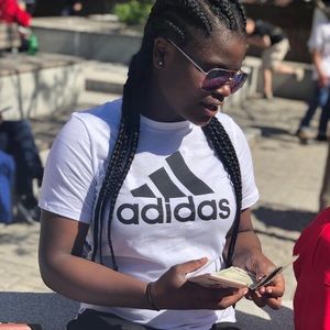 Meet your Posher, Naomie